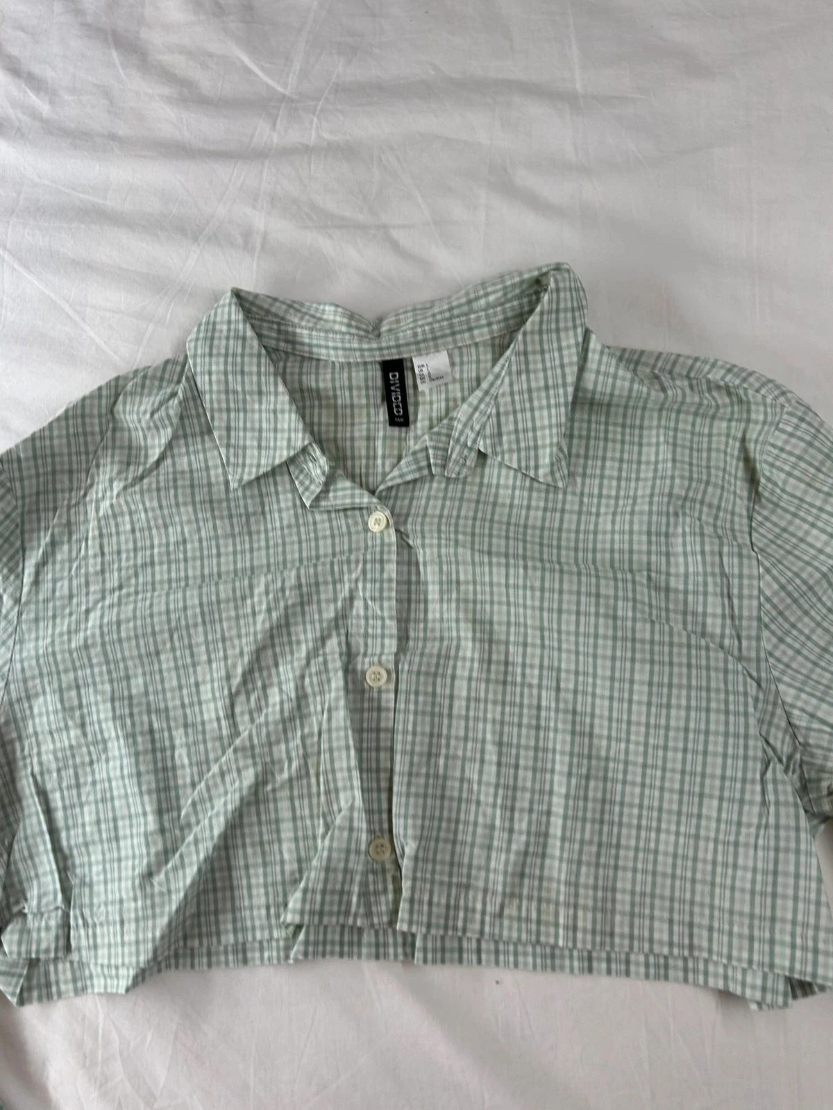 Chemise à carreaux divided vert blanc – photo 3